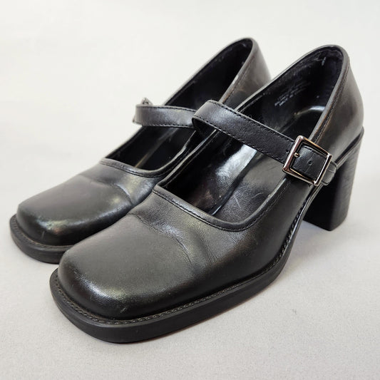 Vintage Y2k Heeled Chunky Mary Janes by White Mtn