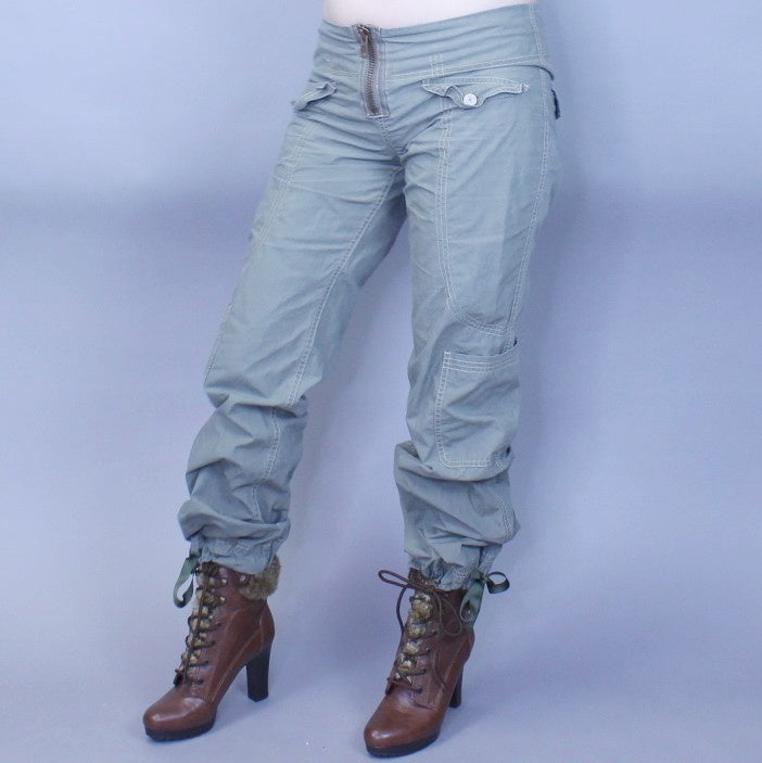 Vintage Y2k Low Rise Green Cargo Pants with Full Zip By Blue Asphalt
