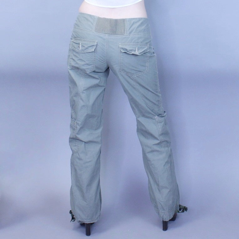 Vintage Y2k Low Rise Green Cargo Pants with Full Zip By Blue Asphalt