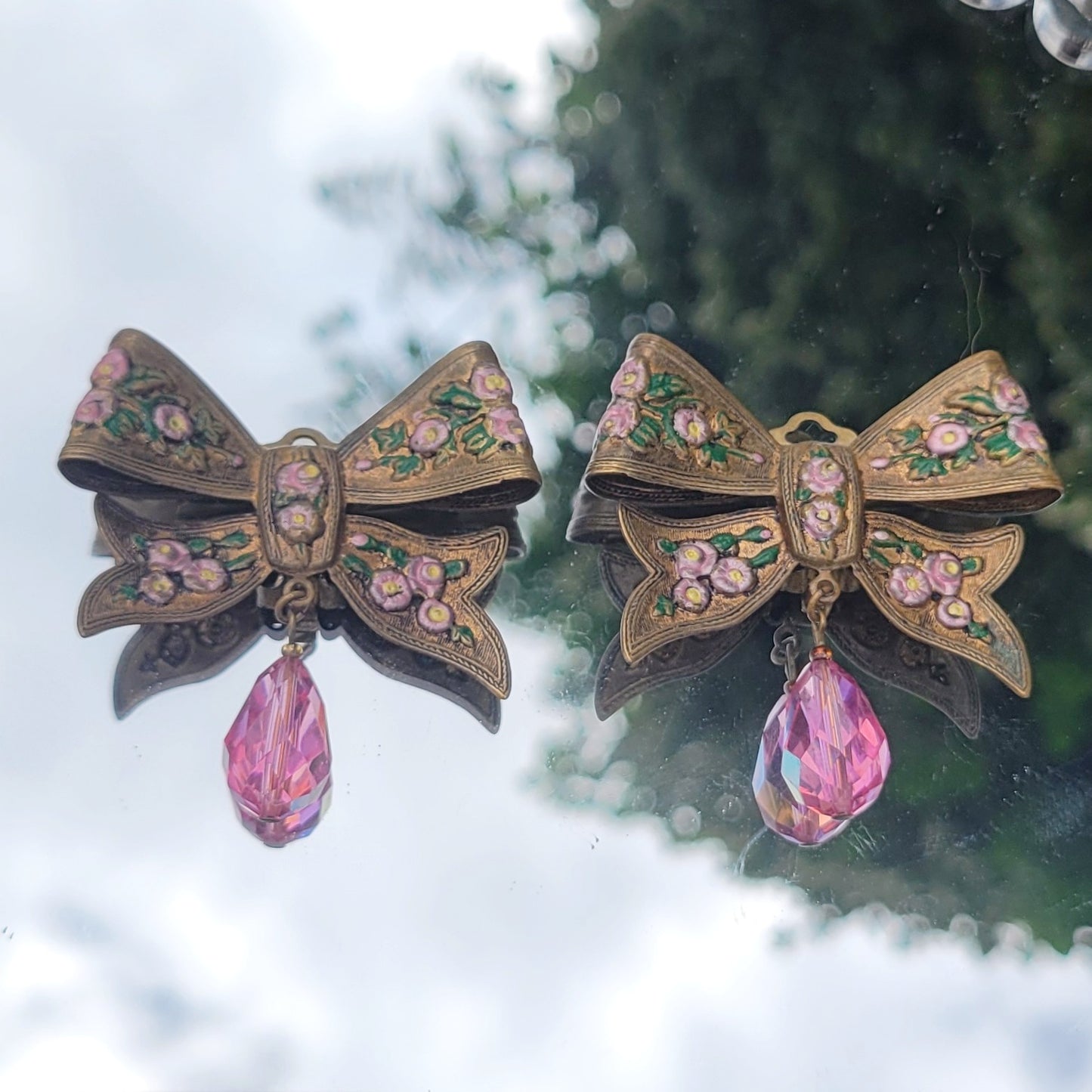 Vintage 70s Giant Coquette Bow Earrings