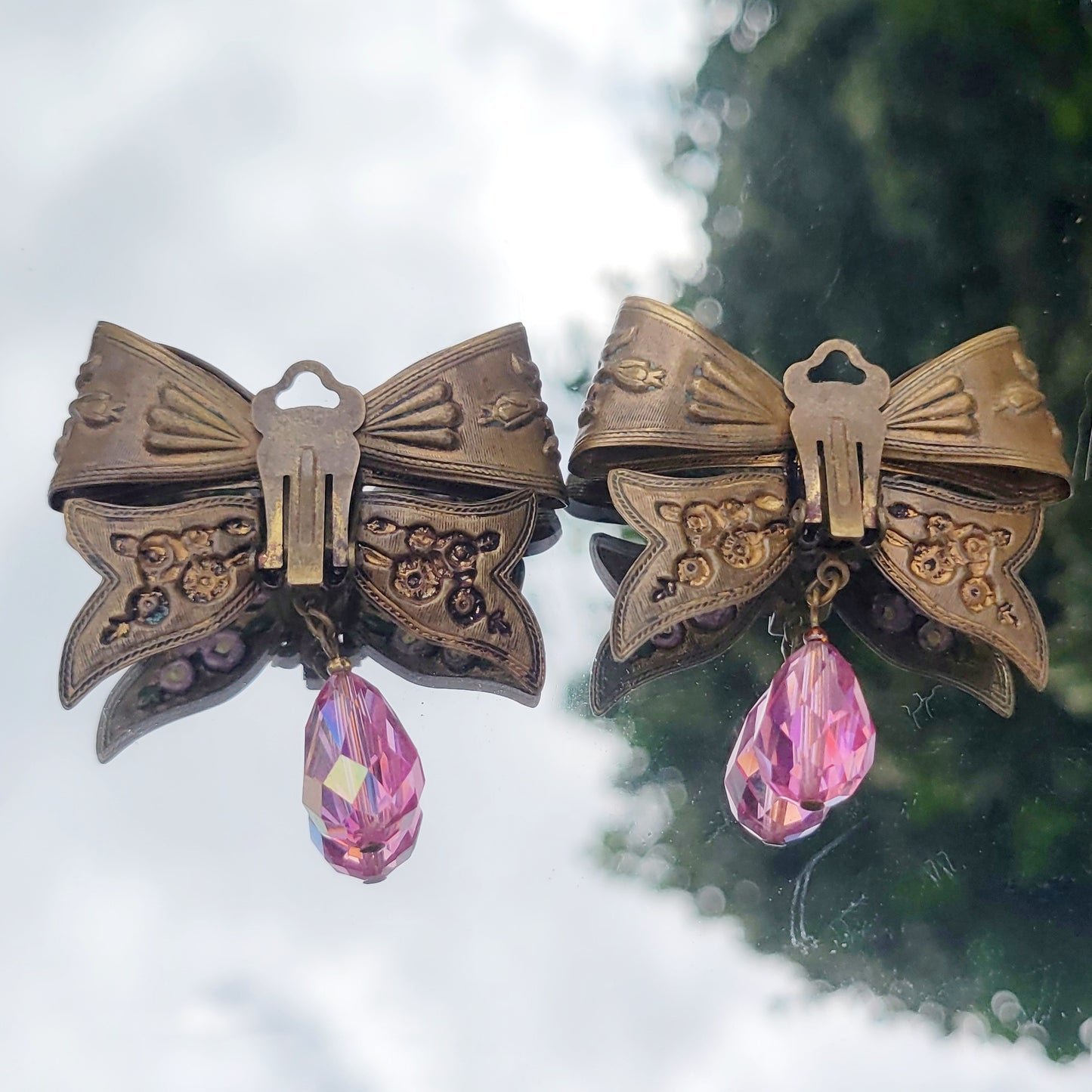 Vintage 70s Giant Coquette Bow Earrings
