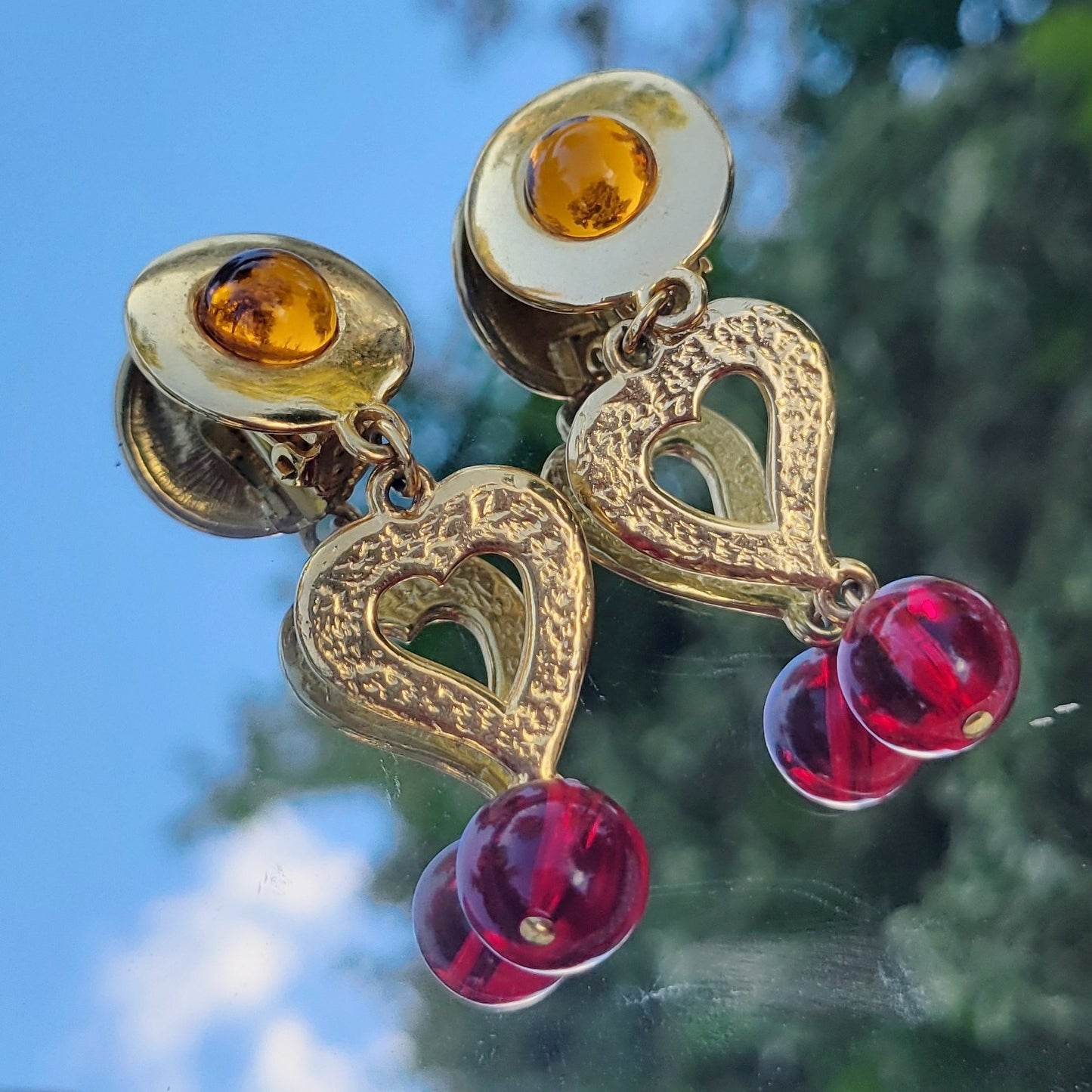 Vintage 80s Liz Claiborne Dangling Heart Earrings