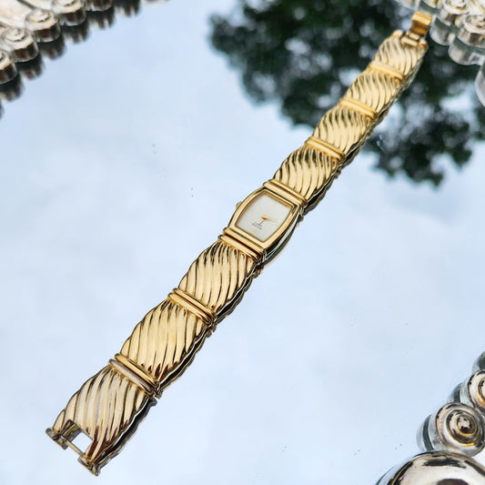 Vintage 90s Gold Tone Pulsar Bracelet Watch