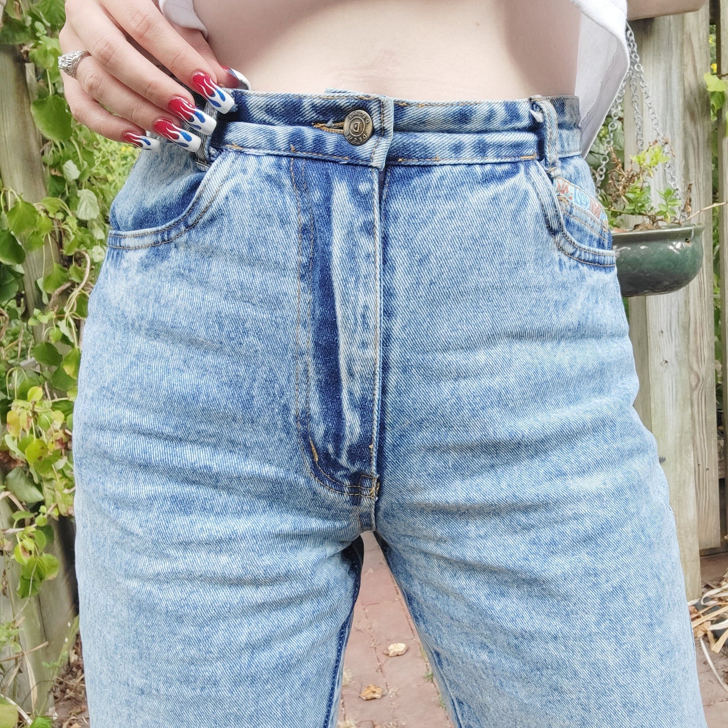 Vintage 90s Funky Bermuda Shorts by Desme