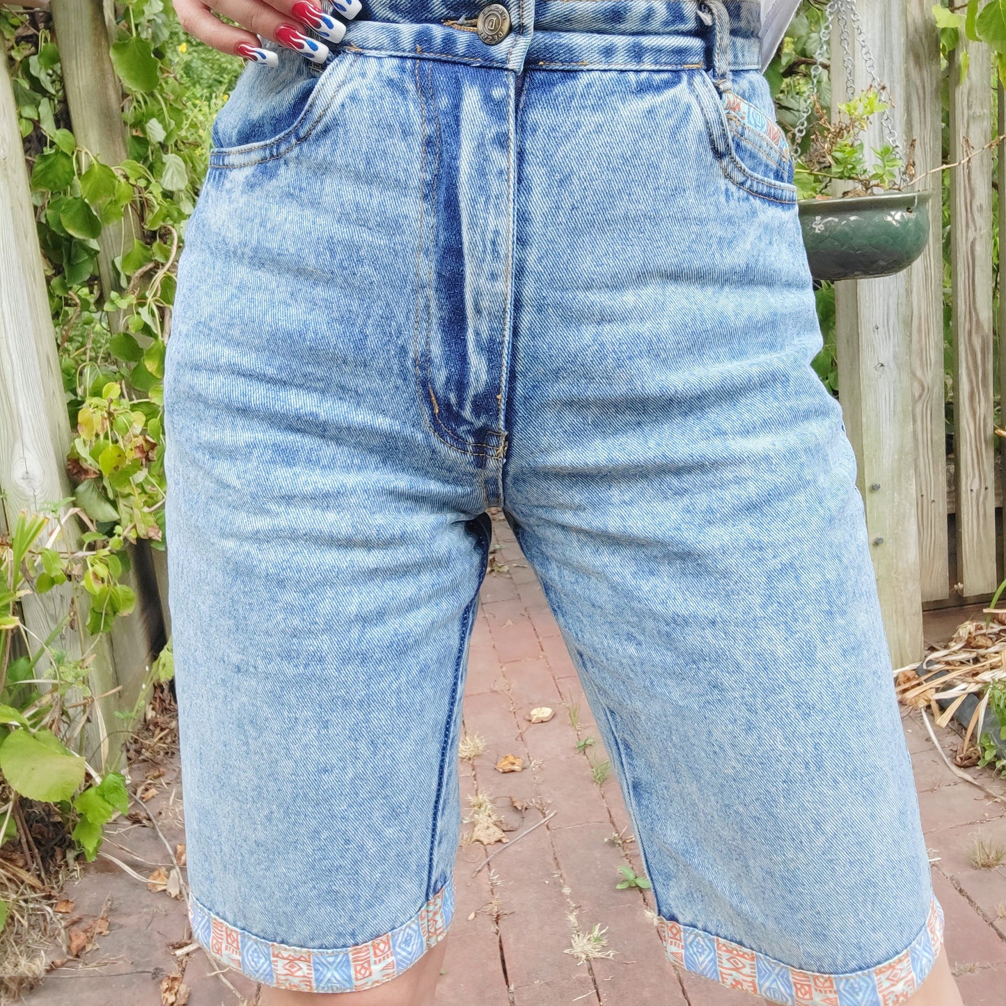 Vintage 90s Funky Bermuda Shorts by Desme