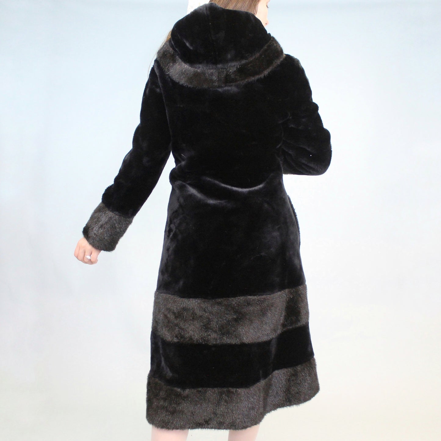 Vintage 60s Faux Fur Coat from Cloud 9 Another Fashion Fabric by Collin & Aikman