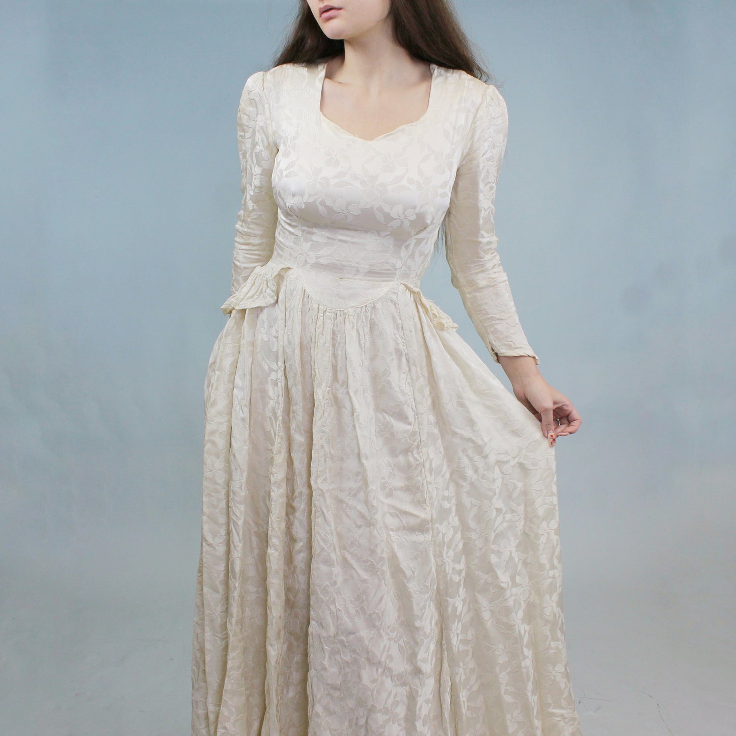 Vintage 40s wedding dress