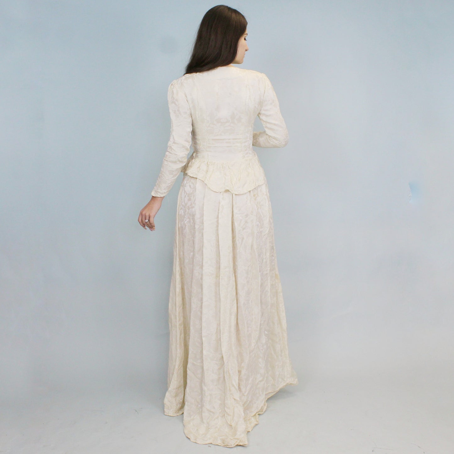 Vintage 40s wedding dress
