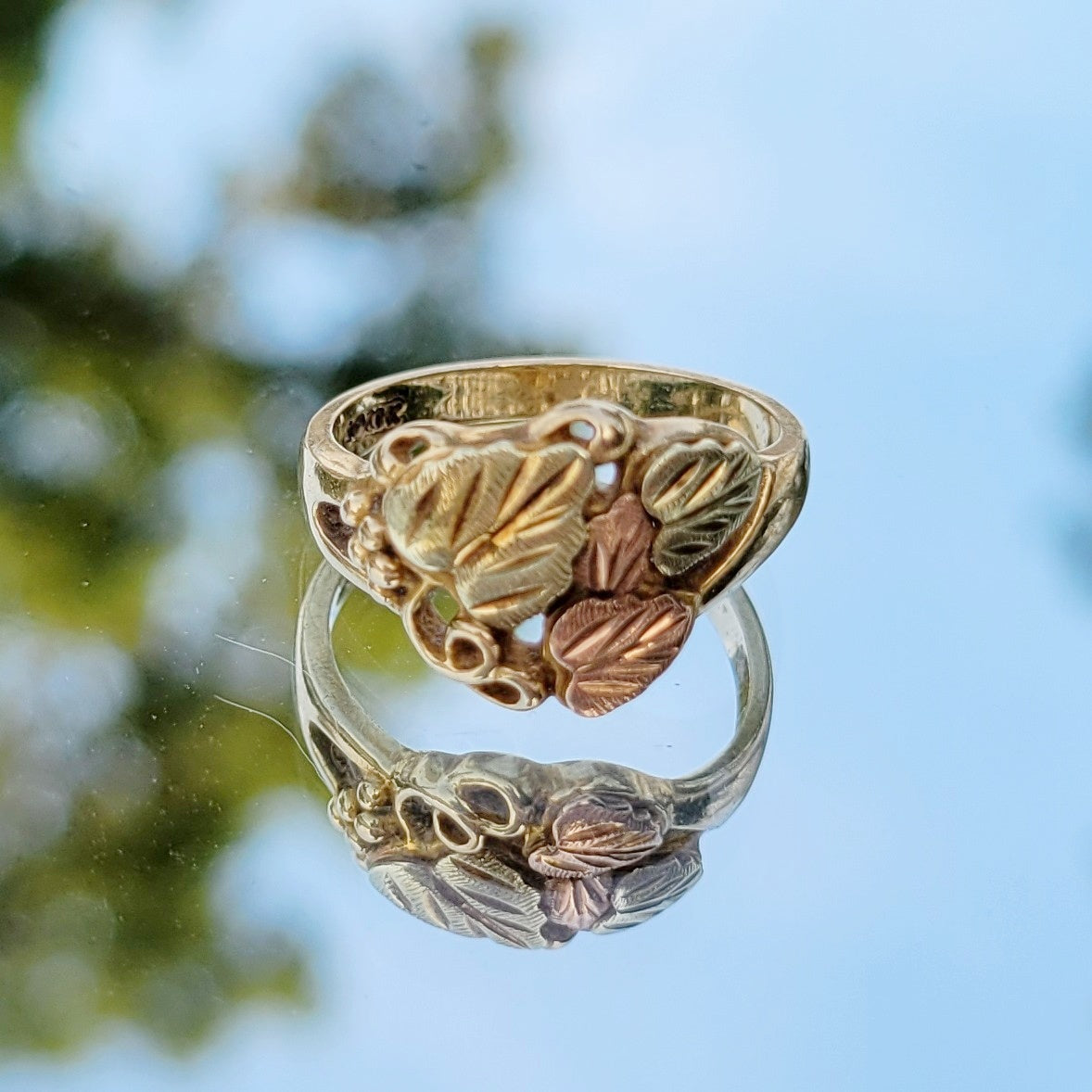 Vintage 70s Tri-Color 10k Gold Etched Grape Leaf Ring by Black Hills Gold