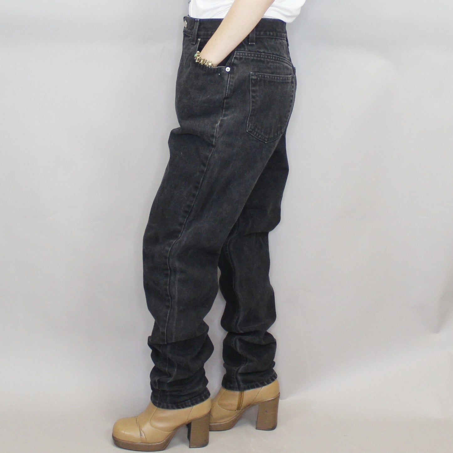 Vintage 90s Black Denim High Waisted Slim Fit Mom Jeans by Gap