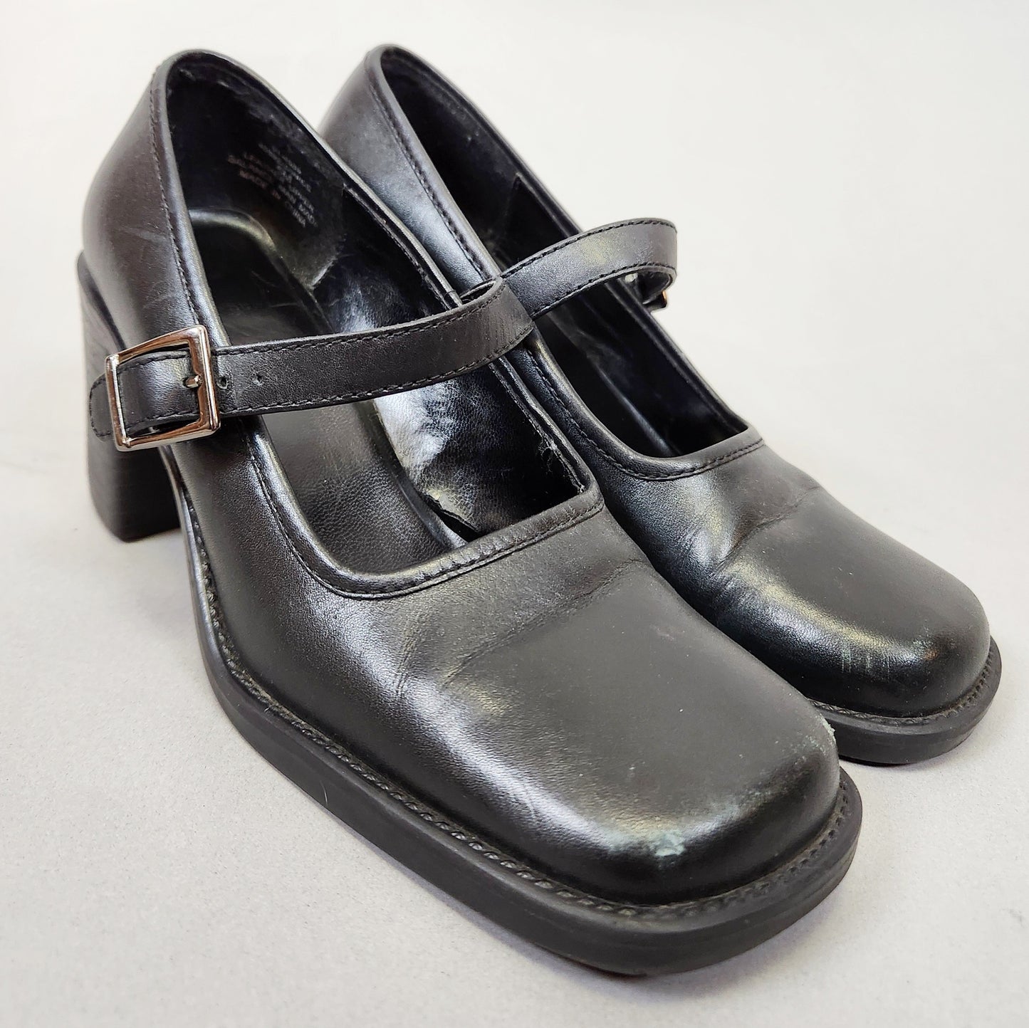 Vintage Y2k Heeled Chunky Mary Janes by White Mtn