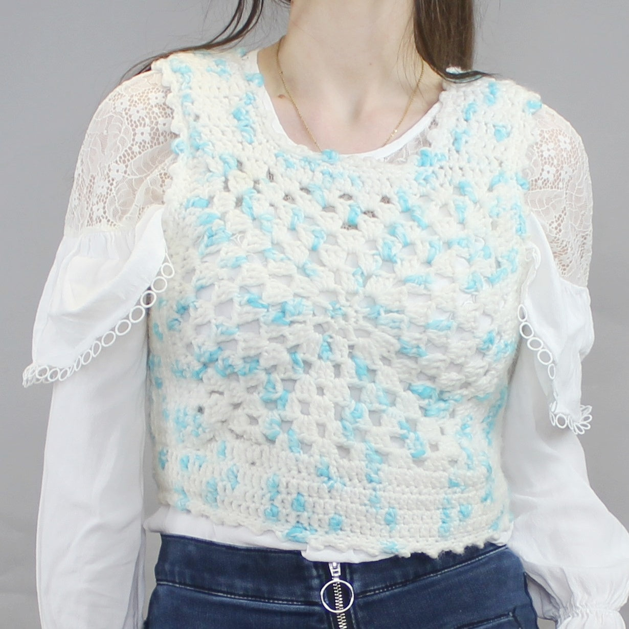Crocheted Cropped Tank Top
