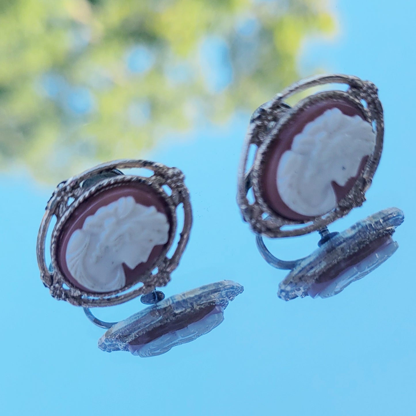 Vintage 60s Cameo Screw Back Earrings