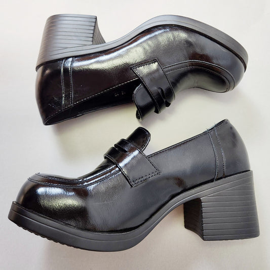 Vintage Y2k Heeled Chunky Heeled Loafers by Give Show
