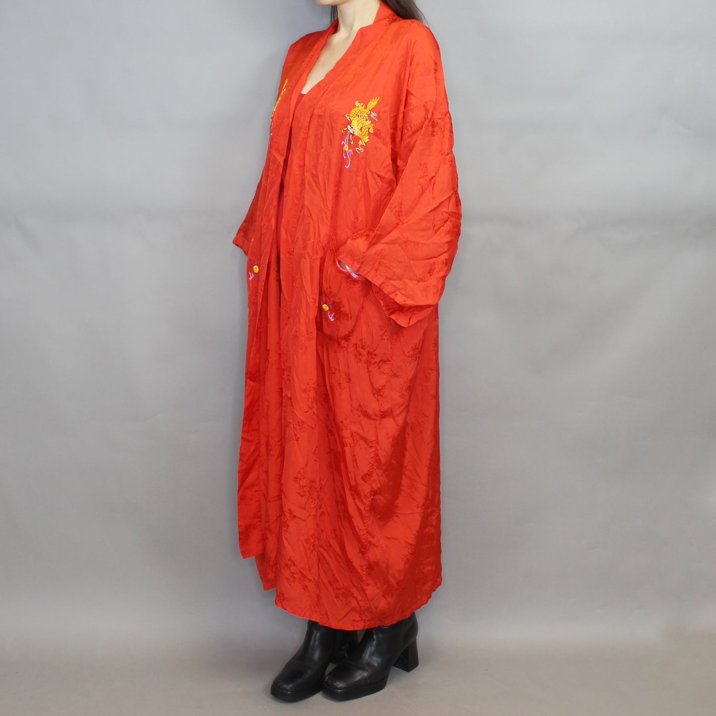 Vintage 70s Dragon Embroidered Kimono Robe