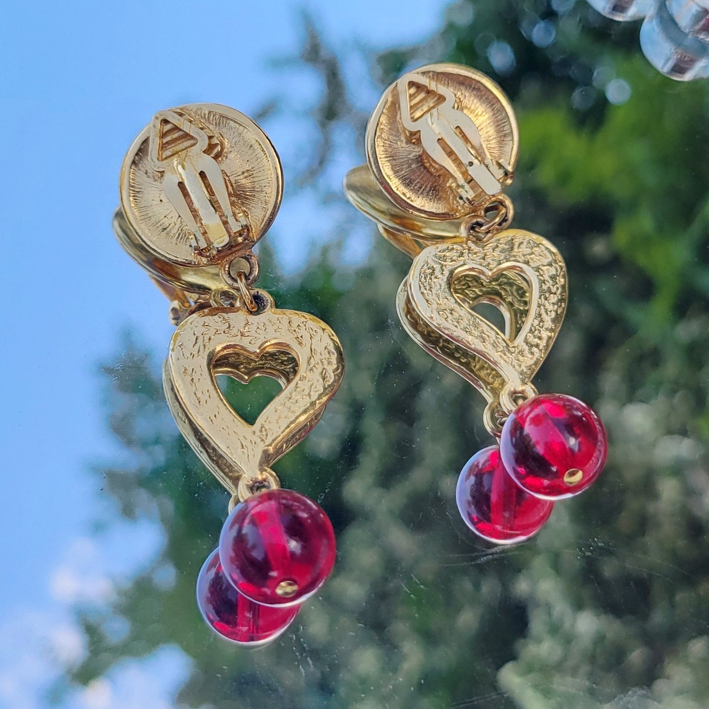 Vintage 80s Liz Claiborne Dangling Heart Earrings