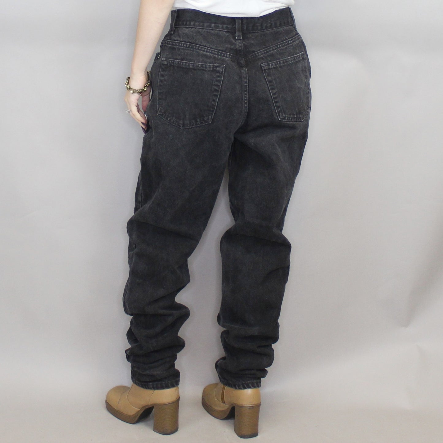 Vintage 90s Black Denim High Waisted Slim Fit Mom Jeans by Gap