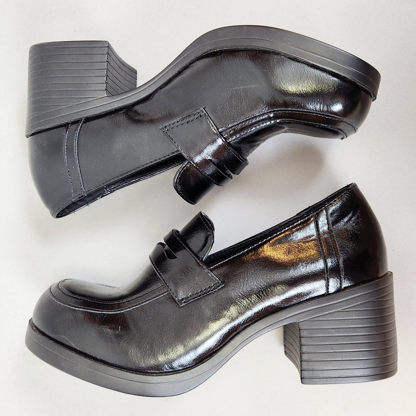 Vintage Y2k Heeled Chunky Heeled Loafers by Give Show
