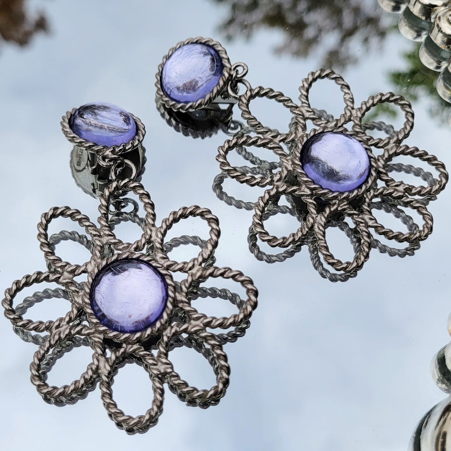 Vintage 90s does 70s Groovy Hippie Giant Daisy Earrings by Express