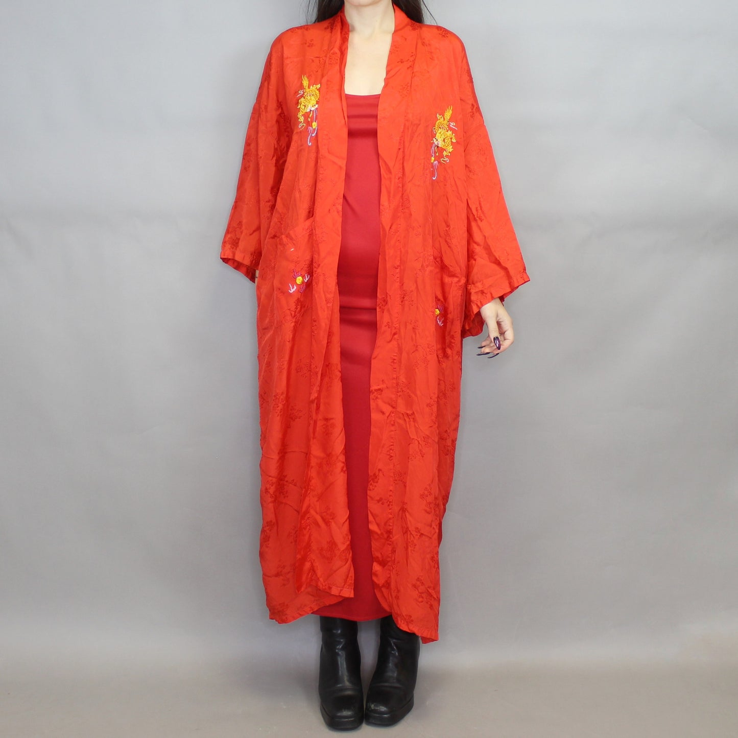Vintage 70s Dragon Embroidered Kimono Robe