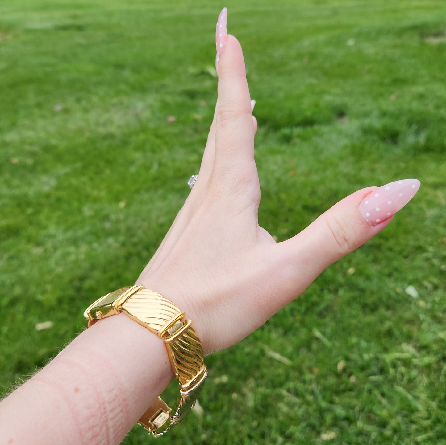 Vintage 90s Gold Tone Pulsar Bracelet Watch