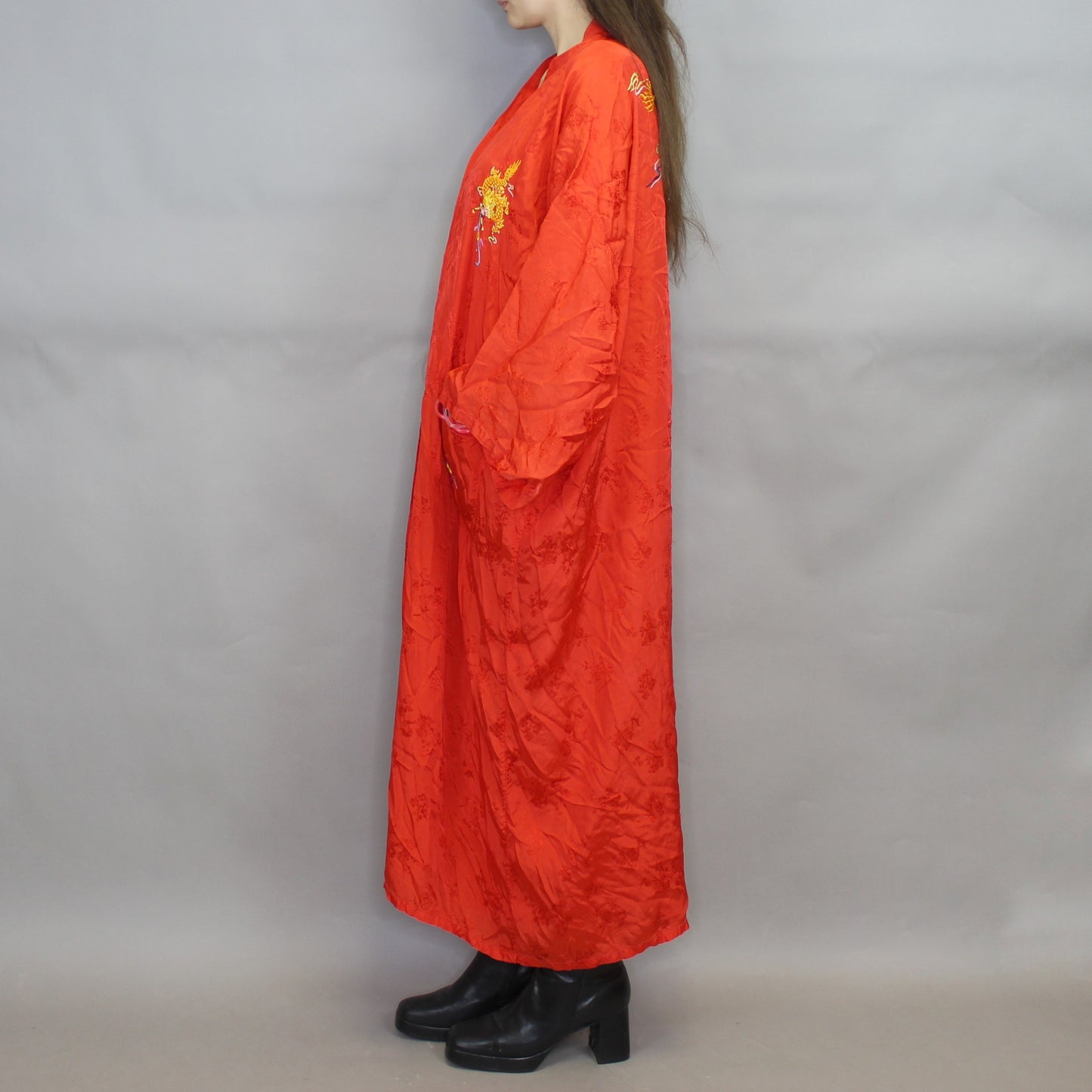 Vintage 70s Dragon Embroidered Kimono Robe