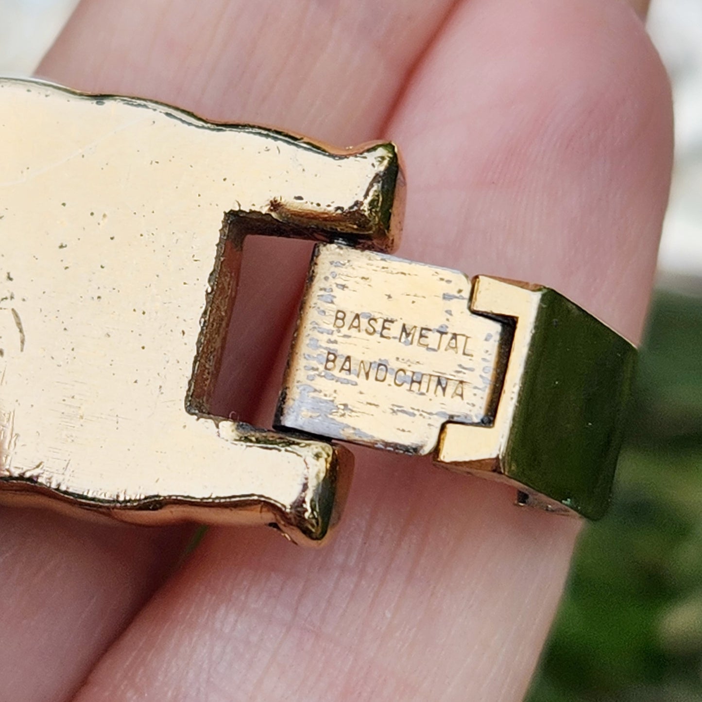 Vintage 90s Gold Tone Pulsar Bracelet Watch