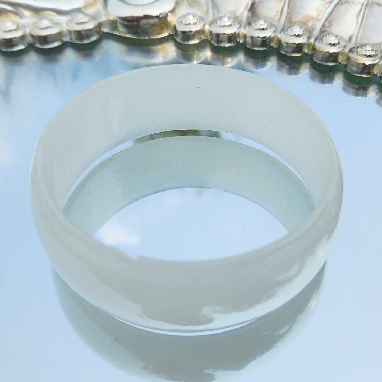 Vintage 80s White. Jade Bangle Bracelet