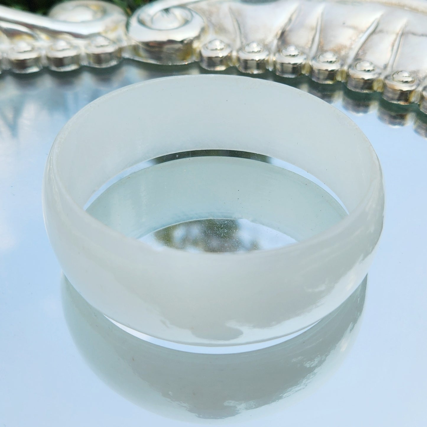 Vintage 80s White. Jade Bangle Bracelet