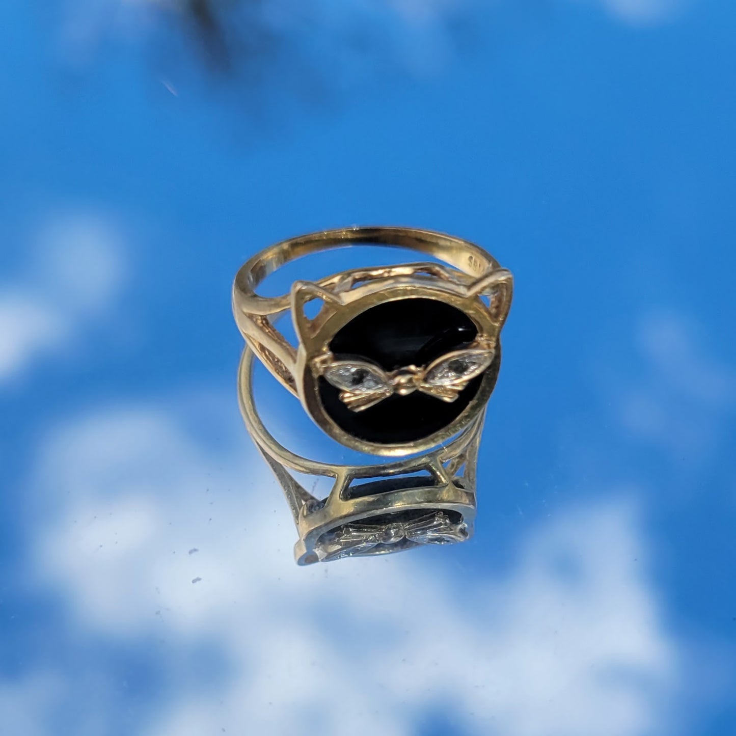 Vintage 80s Black Onyx 14k Gold Cat Ring with Diamond Eyes signed SB