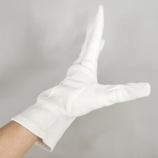 Vintage 60s Simple White Gloves