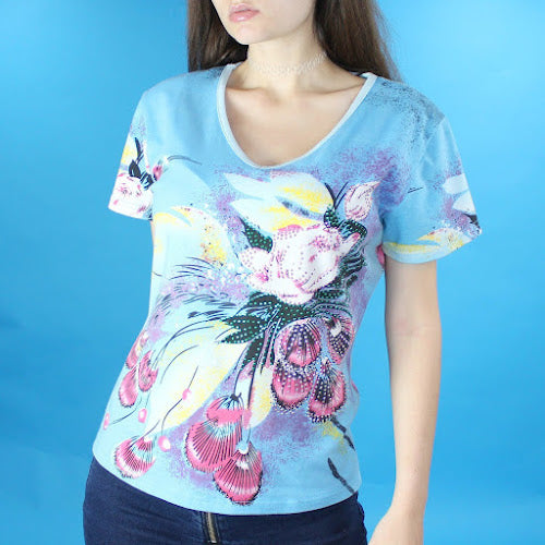 Vintage Y2k All Over Print Graphic Tee by Jennifer & Grace