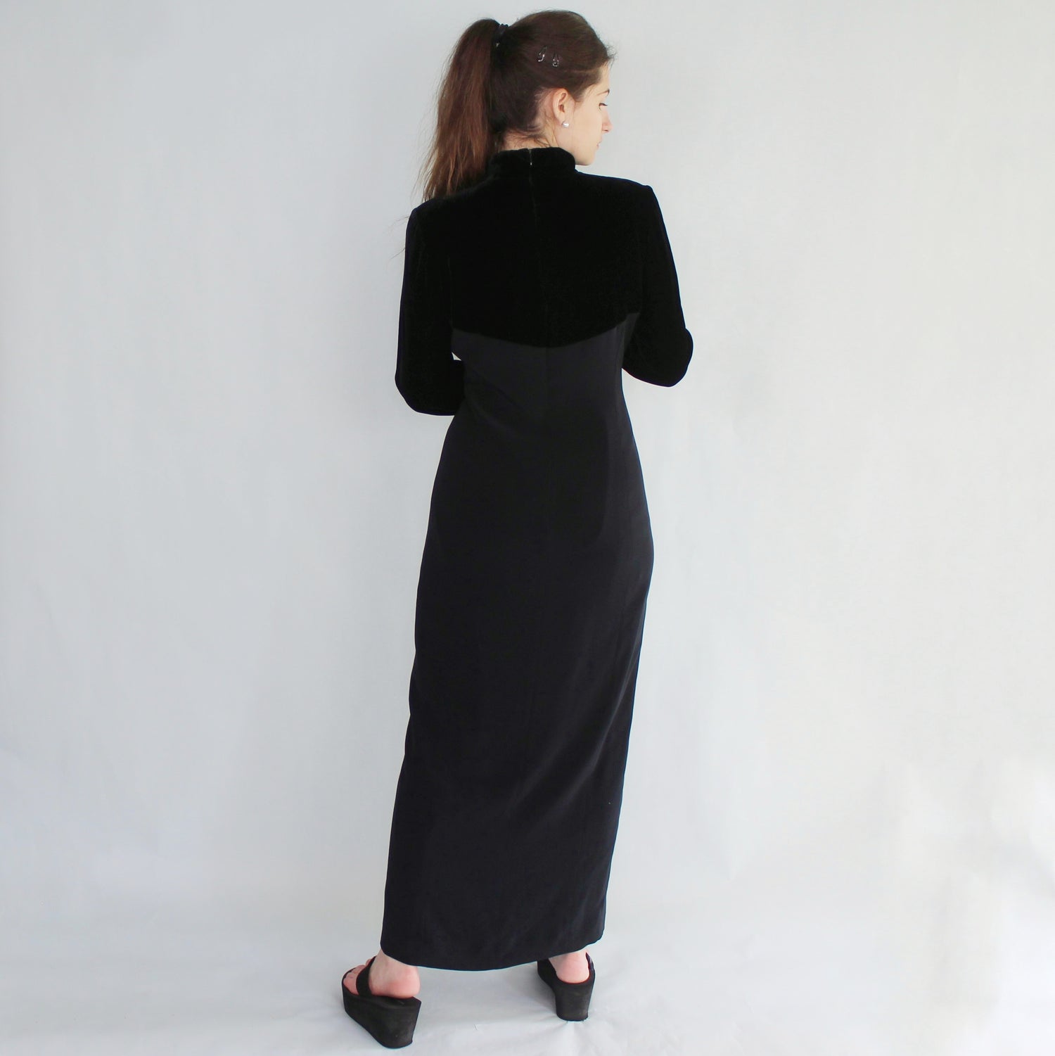 Vintage 90s Black Velvet Gothic Prom Dress by Jones New York Odd Faery Vintage 90s Black Velvet Gothic Prom Dress by Jones New York Odd Faery