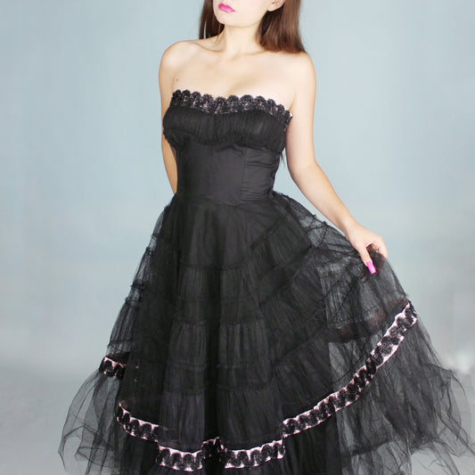 Vintage 50s Goth Prom Cupcake Dress