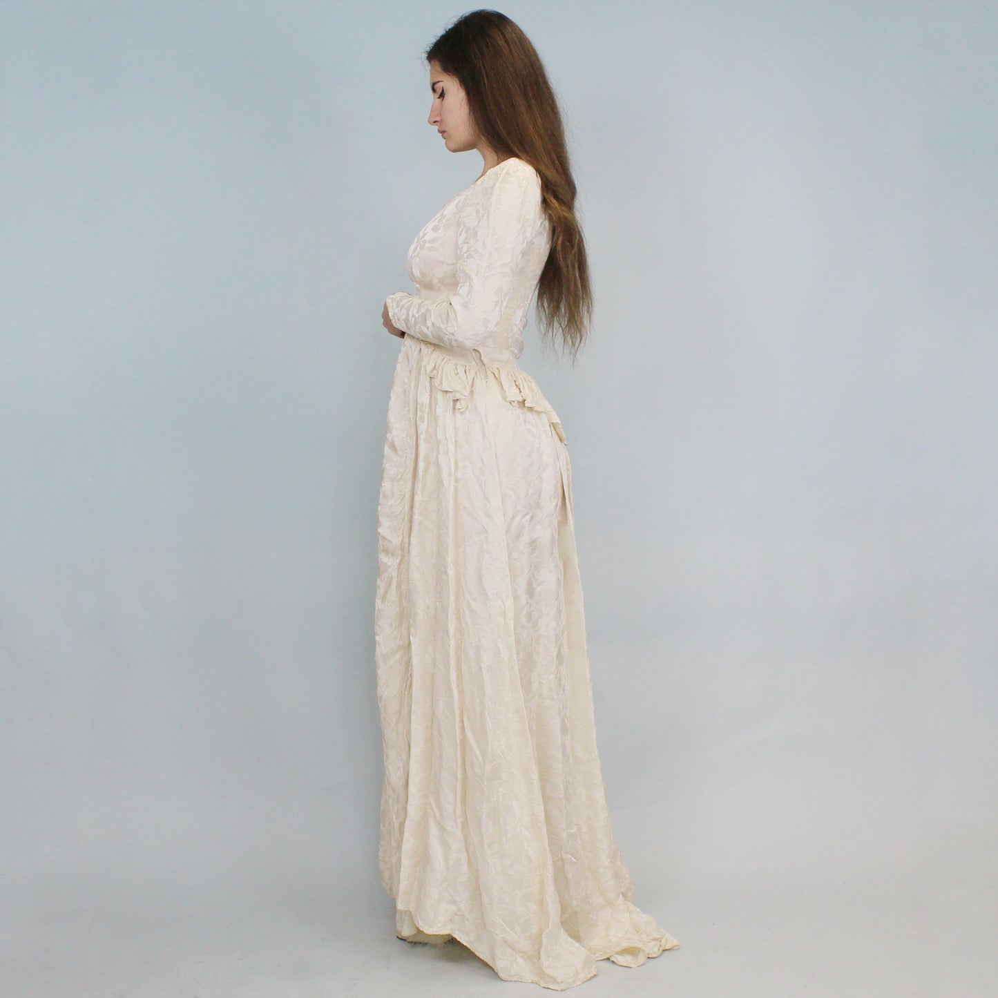 Vintage 40s wedding dress