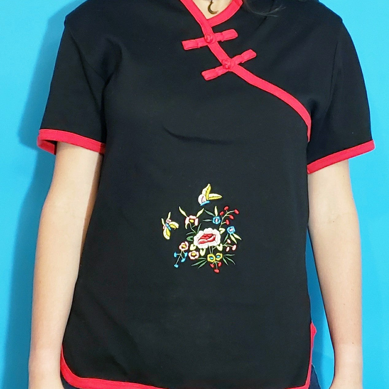 Embroidered Cheongsam Style Collared Tshirt